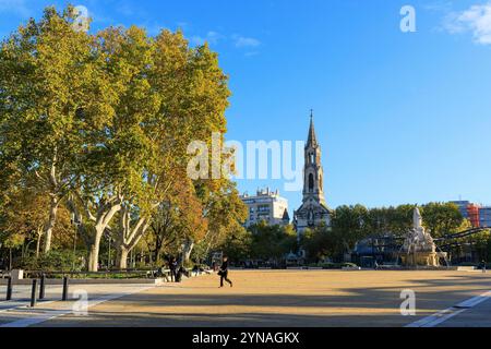 France, Gard (30), Nîmes, esplanade du général de Gaulle, fontaine pradier Banque D'Images