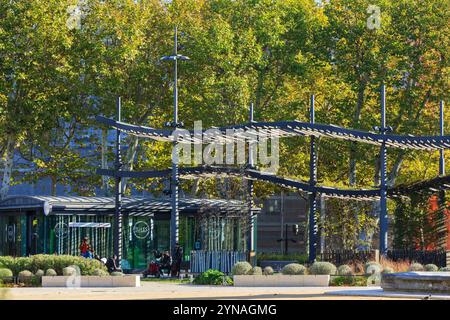 France, Gard (30), Nîmes, esplanade du général de Gaulle Banque D'Images