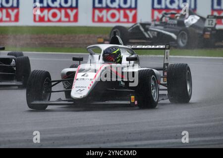 Reza Seewooruthun, Hitech Pulse-Eight, ROKiT F4 British Championship, certifié par la FIA, trois courses de vingt minutes sur le week-end sur le Silverst Banque D'Images