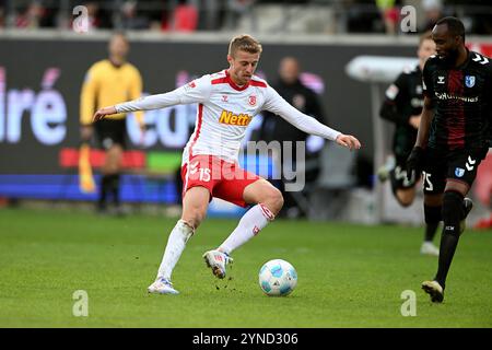 Regensburg, Deutschland. 24 novembre 2024. Fussball ; Spieltag 13 ; 2. Bundesliga ; saison 2024/2025, Jahn Regensburg gegen FC Magdeburg AM 24.11.2024 in Regensburg UBz : 15 Sebastian Ernst, Jahn Regensburg. Crédit : dpa/Alamy Live News Banque D'Images