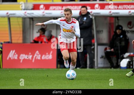 Regensburg, Deutschland. 24 novembre 2024. Fussball ; Spieltag 13 ; 2. Bundesliga ; saison 2024/2025, Jahn Regensburg gegen FC Magdeburg AM 24.11.2024 in Regensburg UBz : 15 Sebastian Ernst, Jahn Regensburg. Crédit : dpa/Alamy Live News Banque D'Images