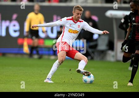 Regensburg, Deutschland. 24 novembre 2024. Fussball ; Spieltag 13 ; 2. Bundesliga ; saison 2024/2025, Jahn Regensburg gegen FC Magdeburg AM 24.11.2024 in Regensburg UBz : 15 Sebastian Ernst, Jahn Regensburg. Crédit : dpa/Alamy Live News Banque D'Images