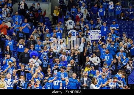 Indianapolis, Indiana, États-Unis. 24 novembre 2024. Les fans des Lions de Détroit après un match de la NFL contre les Colts d'Indianapolis au Lucas Oil Stadium d'Indianapolis, Indiana. John Mersits/CSM/Alamy Live News Banque D'Images