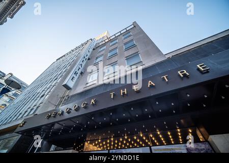 LONDRES - 21 NOVEMBRE 2024 : le Peacock Theatre est un théâtre du West End dans la ville de Westminster, situé dans Portugal Street, près d'Aldwych Banque D'Images