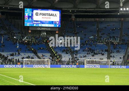 24 novembre 2024, stade Olimpico, Rome, Italie ; Serie A Enilive Football match ; Lazio contre Bologne ; Tableau de bord numérique à l'intérieur du stade à Olimpico Banque D'Images