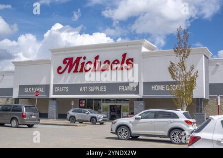 Calgary, Alberta, Canada. 25 mai 2024. A Michaels Store chaîne privée de magasins d'art et d'artisanat américains et canadiens Banque D'Images