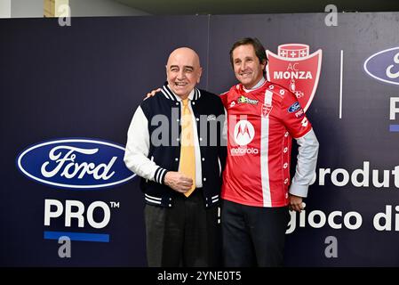 Monza, Italie. 25 novembre 2024. Adriano Galliani, PDG d'AC Monza, avec les dirigeants de Ford lors de l'événement B2B, chez Ford Interauto à Monza, Italie - lundi 25 novembre 2024. Sport - Soccer (photo AC Monza/LaPresse par Studio Buzzi) crédit : LaPresse/Alamy Live News Banque D'Images