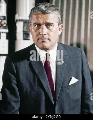 WERNHER von BRAUN (1912-1977) ingénieur aérospatial germano-américain i mai 1964 Directeur du Marshall Space Flight Centre de la NASA Banque D'Images