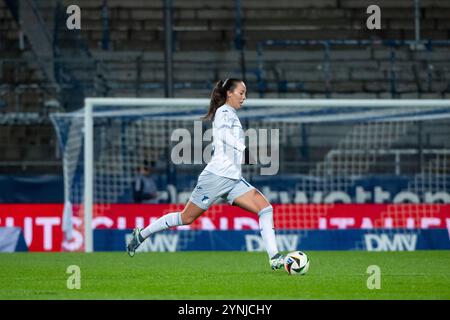 Marta Cazalla Garcia (TSG Hoffenheim, #15) Am Ball, GER, VfL Bochum vs TSG 1899 Hoffenheim, Fussball Frauen DFB Pokal, Achtelfinale, saison 2024/2025, 22.11.2024 la réglementation DFB interdit toute utilisation de photographies comme séquences d'images et/ou quasi-vidéo Foto : Eibner-Pressefoto/Michael Memmler Banque D'Images