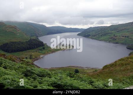 Haweswater Lake de « Rough Crag » sur la route à la chaîne de collines de « High Street » de Mardale dans le parc national de Lake District, Cumbria, Angleterre, Royaume-Uni. Banque D'Images