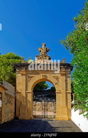 Kirche, Ermita Cristo Del Calvario, Parc, Tor Banque D'Images