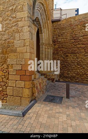 La Muralla de Lorca, porche de San Antonio, la Puerta de San Ginés, Stadtmauer, Turm, Pforte Banque D'Images