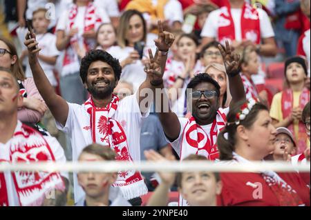 VARSOVIE, POLOGNE - 16 JUIN 2023 : match amical de football Pologne vs Allemagne 1:0. Partisans de la Pologne. Banque D'Images