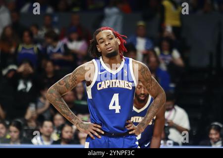 Mexico, Mexique. 25 novembre 2024. Greg Brown #4 des Capitanes réagit lors du match du tournoi de TIP off de la ligue G de la NBA entre les Vipers de la vallée du Rio Grande et les Capitanes de Mexico à l'Arena Ciudad de México. Les Capitanes battent les Vipers 119 - 104. Le 24 novembre 2024 à Mexico, Mexique. (Photo de Carlos Santiago/ crédit : Eyepix Group/Alamy Live News Banque D'Images