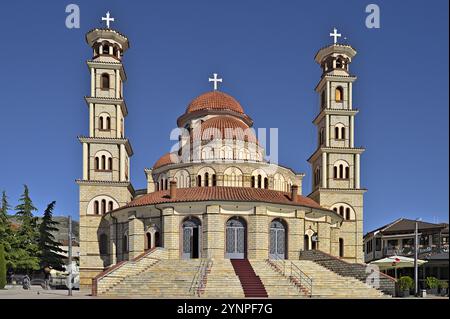 La Résurrection du Christ Cathédrale de Korca et la place sans peuple Banque D'Images