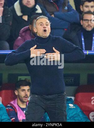 Munich, Allemagne. 26 novembre 2024. Luis Enrique, entraîneur du PSG, manager de l'équipe, dans la phase de Ligue MD5 match FC BAYERN MUENCHEN - PARIS SG de football UEFA Champions League dans la saison 2024/2025 à Munich, 26 novembre 2024, FCB, 5. Spieltag, Muenchen photographe : ddp images/STAR-images crédit : ddp Media GmbH/Alamy Live News Banque D'Images