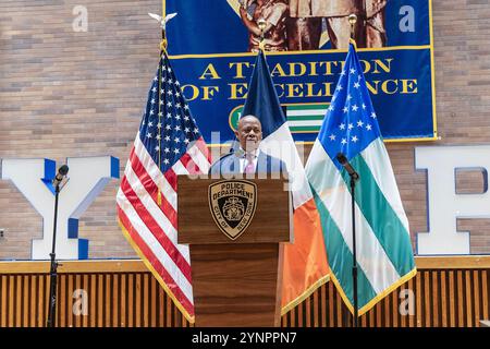 New York, États-Unis. 25 novembre 2024. Le maire Eric Adams parle avant de prêter serment à Jessica Tisch en tant que commissaire de police au One police Plaza de New York le 25 novembre 2024 (photo de Lev Radin/Pacific Press) crédit : Pacific Press Media production Corp./Alamy Live News Banque D'Images