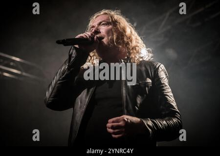 Mikael Stanne de Dark Tranquility en concert le 26 novembre 2024 Banque D'Images