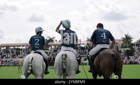 DATE DE SORTIE : 10 décembre 2024. TITRE : Polo. STUDIO : Netflix. RÉALISATEUR : PLOT : POLO est une nouvelle série documentaire qui suit des joueurs mondiaux d'élite et offre un regard exclusif sur les coulisses du monde TRÉPIDANT du sport. EN VEDETTE : Ignacio 'Nacho' Figueras. (Crédit image : © Netflix/Entertainment Pictures/ZUMAPRESS.com) USAGE ÉDITORIAL SEULEMENT ! Non destiné à UN USAGE commercial ! Banque D'Images