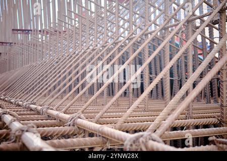 Ossature métallique de structure en béton armé Banque D'Images
