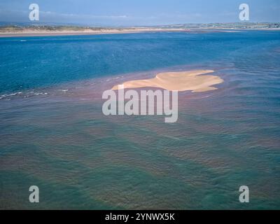 Vue aérienne de l'estuaire Taw et Torridge, où les rivières Taw et Torridge rejoignent la mer, près de Bideford et Barnstaple, Devon, Grande-Bretagne. Banque D'Images