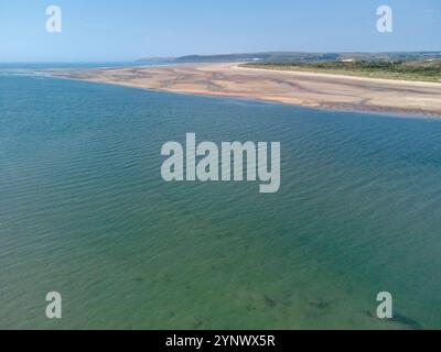 Vue aérienne de l'estuaire Taw et Torridge, où les rivières Taw et Torridge rejoignent la mer, près de Bideford et Barnstaple, Devon, Grande-Bretagne. Banque D'Images