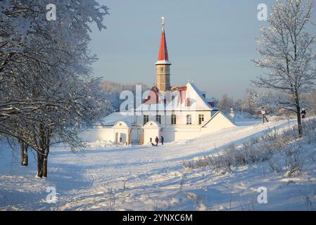 GATCHINA, RUSSIE - 22 JANVIER 2016 : le Palais du Prieuré un jour d'hiver. Gatchina, région de Leningrad Banque D'Images