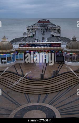 Cromer Pier à Norfolk en hiver Banque D'Images