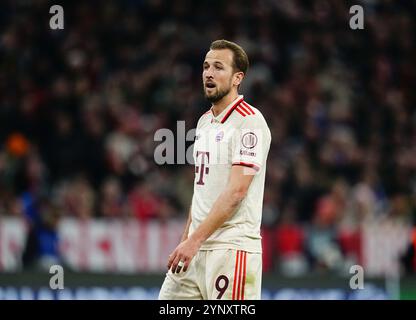 Novembre 26 2024 : Harry Kane du Bayern Munich regarde lors d'un match de la Ligue des Champions match 5, le FC Bayern Munich contre le Paris Saint-Germain, à Allianz Areana, Munich, Allemagne. Ulrik Pedersen/CSM Banque D'Images