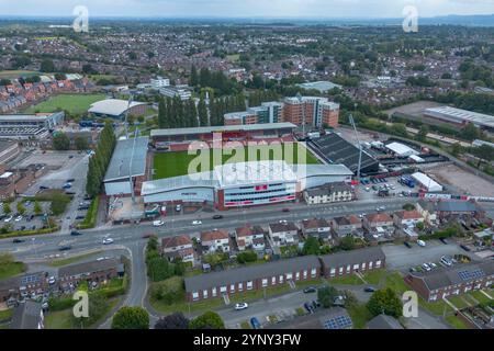 Vue aérienne de l'hippodrome, terrain de Wrexham AFC, pays de Galles. Banque D'Images