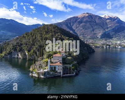 Vue aérienne de la péninsule de Villa Balbianello sur le lac de Côme Banque D'Images