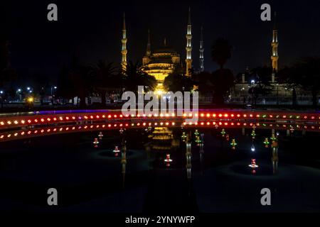 Vue nocturne de la Mosquée Bleue à Istanbul Banque D'Images