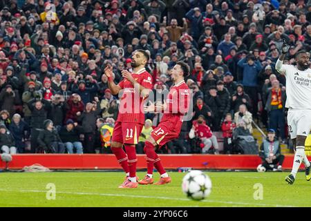 L'attaquant de Liverpool Mohamed Salah (11 ans) réagit après des gestes de pénalité manqués lors du Liverpool FC - Real Madrid CF UEFA Champions League Round 1 League phase match 5 à Anfield, Liverpool, Angleterre, Royaume-Uni le 27 novembre 2024 Credit : Every second Media/Alamy Live News Banque D'Images