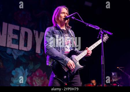 Manchester, Angleterre, 27 novembre 2024. Myles Kennedy joue à la Manchester Academy dans le cadre de son MK Birthday Extravaganza lors de son retour au Royaume Tour. Crédit : Izzy Clayton/Alamy Live News Banque D'Images