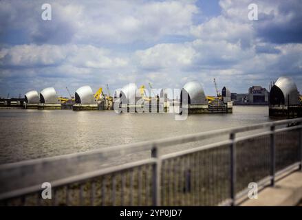 Photo vintage de la barrière de la Tamise Banque D'Images
