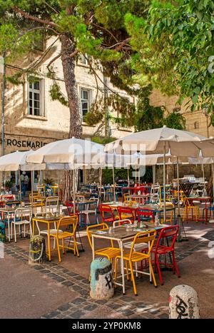 Café Rosemarie sur la rue des Soeurs noires à Montpellier, France Banque D'Images