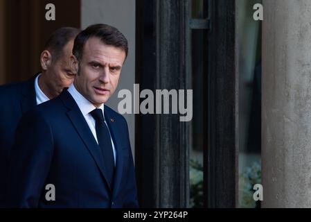 FRANCE- POLITIQUE-SOMMET-NIGERIA-AFRIQUE le président français Emmanuel Macron et la première dame Brigitte ont reçu le président nigérian Bola Tinubo, en visite en France pour deux jours en compagnie de la première dame, au Palais de l'Elysée. À Paris, le 28 novembre 2024. PARIS ILE-DE-FRANCE FRANCE COPYRIGHT : XANDREAXSAVORANIXNERIX FRANCE- POLITICS-TOP LEVEL SUMMI ASAVORANINERI-14 Banque D'Images