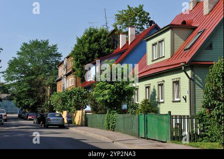 Maisons en bois du district de Kalamaja, Tallinn, Estonie, Europe Banque D'Images