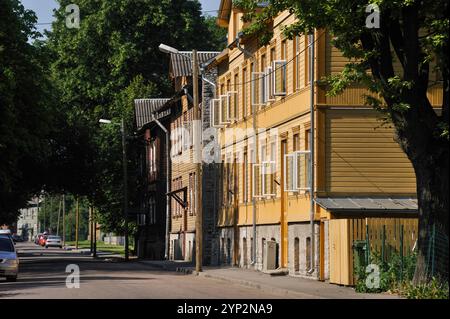 Maisons en bois du district de Kalamaja, Tallinn, Estonie, Europe Banque D'Images