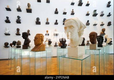 Expositions de sculptures, Musée d'art Kumu, Tallinn, Estonie, Europe Banque D'Images