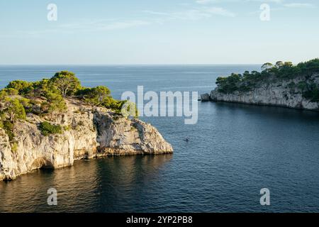 Calanque d'en-Vau dans le Parc National des Calanques, Cassis, Bouches-du-Rhône, Côte d'Azur, Provence-Alpes-Côte d'Azur, France, Europe Banque D'Images