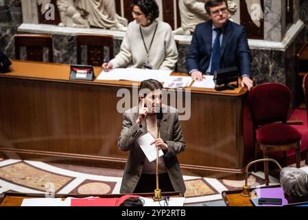 FRANCE-POLITIQUE-GOUVERNEMENT-PARLEMENT Astrid Panosyan-Bouvet, ministre du travail et de l'emploi, au parlement lors du débat sur l'abrogation de la réforme des retraites. À Paris, le 28 novembre 2024. PARIS ILE-DE-FRANCE FRANCE COPYRIGHT : XANDREAXSAVORANIXNERIX FRANCE-POLITICS-GOVERNMENT-PARLI ASAVORANINERI-5 Banque D'Images
