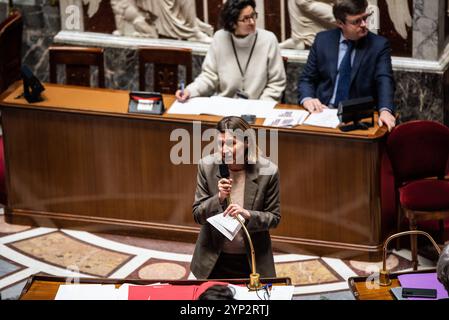 FRANCE-POLITIQUE-GOUVERNEMENT-PARLEMENT Astrid Panosyan-Bouvet, ministre du travail et de l'emploi, au parlement lors du débat sur l'abrogation de la réforme des retraites. À Paris, le 28 novembre 2024. PARIS ILE-DE-FRANCE FRANCE COPYRIGHT : XANDREAXSAVORANIXNERIX FRANCE-POLITICS-GOVERNMENT-PARLI ASAVORANINERI-3 Banque D'Images