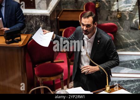 FRANCE-POLITIQUE-GOUVERNEMENT-PARLEMENT Ugo Bernalicis, député de la France Insoumise, au parlement lors du débat sur l'abrogation de la réforme des retraites. À Paris, le 28 novembre 2024. PARIS ILE-DE-FRANCE FRANCE COPYRIGHT : XANDREAXSAVORANIXNERIX FRANCE-POLITICS-GOVERNMENT-PARLI ASAVORANINERI-11 Banque D'Images