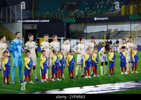 Bruges, Belgique. 28 novembre 2024. Les joueurs de Heart en photo avant un match de football entre le cercle belge Brugge KSV et le Scottish Heart of Midlothian FC, jeudi 28 novembre 2024 à Bruges, au quatrième jour de la phase de Ligue de l'UEFA Conference League. BELGA PHOTO KURT DESPLENTER crédit : Belga News Agency/Alamy Live News Banque D'Images