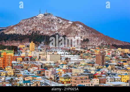 Hakodate, horizon du Japon à Mt. Hakodate à l'heure bleue. Banque D'Images