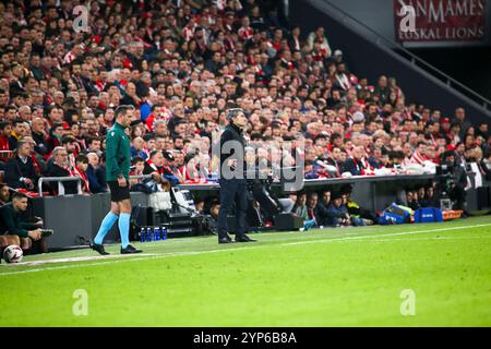 Bilbao, Espagne, 28 novembre 2024 : Ernesto Valverde, entraîneur-chef de l'Athletic Club, lors de la 5e manche de l'UEFA Europa League 2024-25 entre l'Athletic Club et L'IF Elfsborg le 28 novembre 2024 au stade San Mamés de Bilbao, Espagne. Crédit : Alberto Brevers / Alamy Live News. Banque D'Images