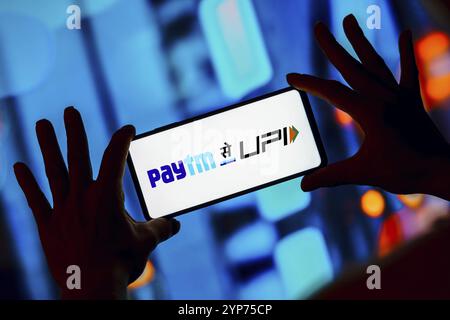 Dans cette illustration photo, le logo Paytm est affiché sur l'écran d'un smartphone Banque D'Images
