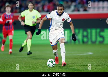 Heidenheim, Allemagne. 28 novembre 2024. Bild v.l. : Christopher Nkunku (FC Chelsea, 18 ans), 28.11.2024, Fussball, UEFA Conference League, FC Heidenheim - FC Chelsea, GER, Heidenheim, Voith-Arena. Crédit : dpa/Alamy Live News Banque D'Images