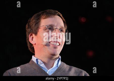 Madrid, Espagne. 28 novembre 2024. José Luis Martínez Almeida lors de l'allumage des lumières de Noël 2024 à la Puerta del sol, le 28 novembre 2024 à Madrid, Espagne. Crédit : Sipa USA/Alamy Live News Banque D'Images